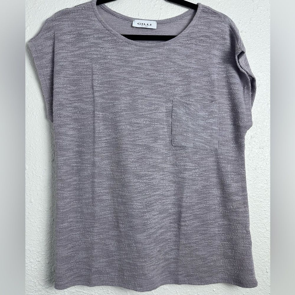 ⭐️Gilli Gray Women's Top Size Medium